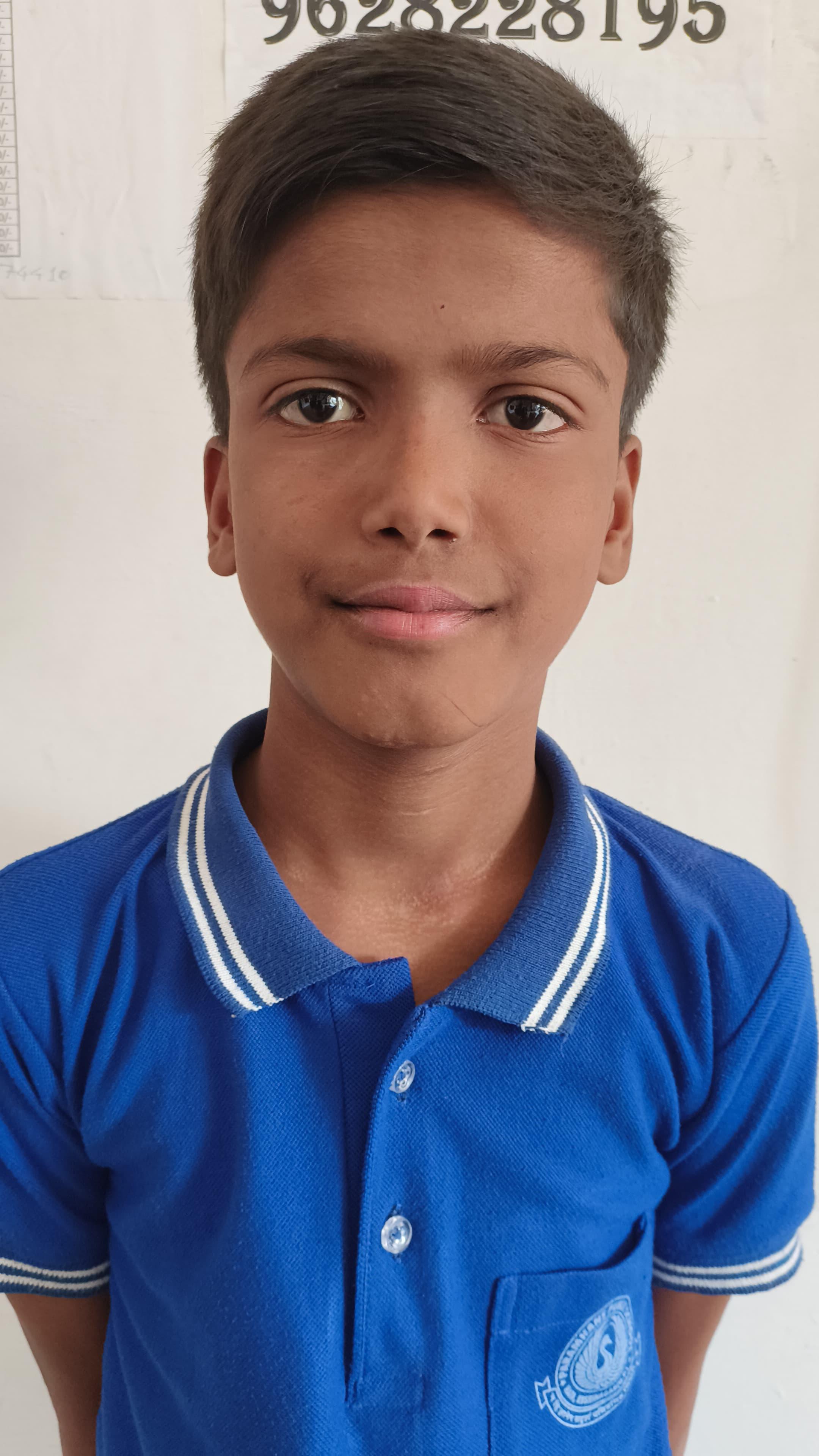 Ayush Singh's photo